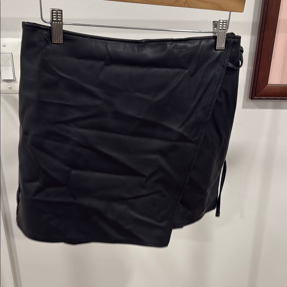 Abercrombie & Fitch Black Wrap Mini Skirt
